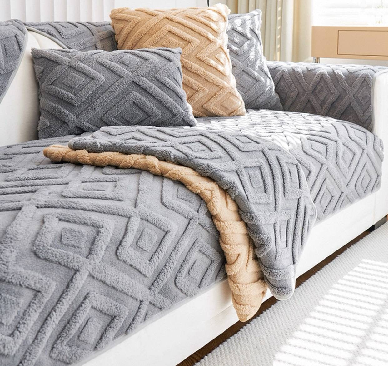 بياضات فرو جاكار